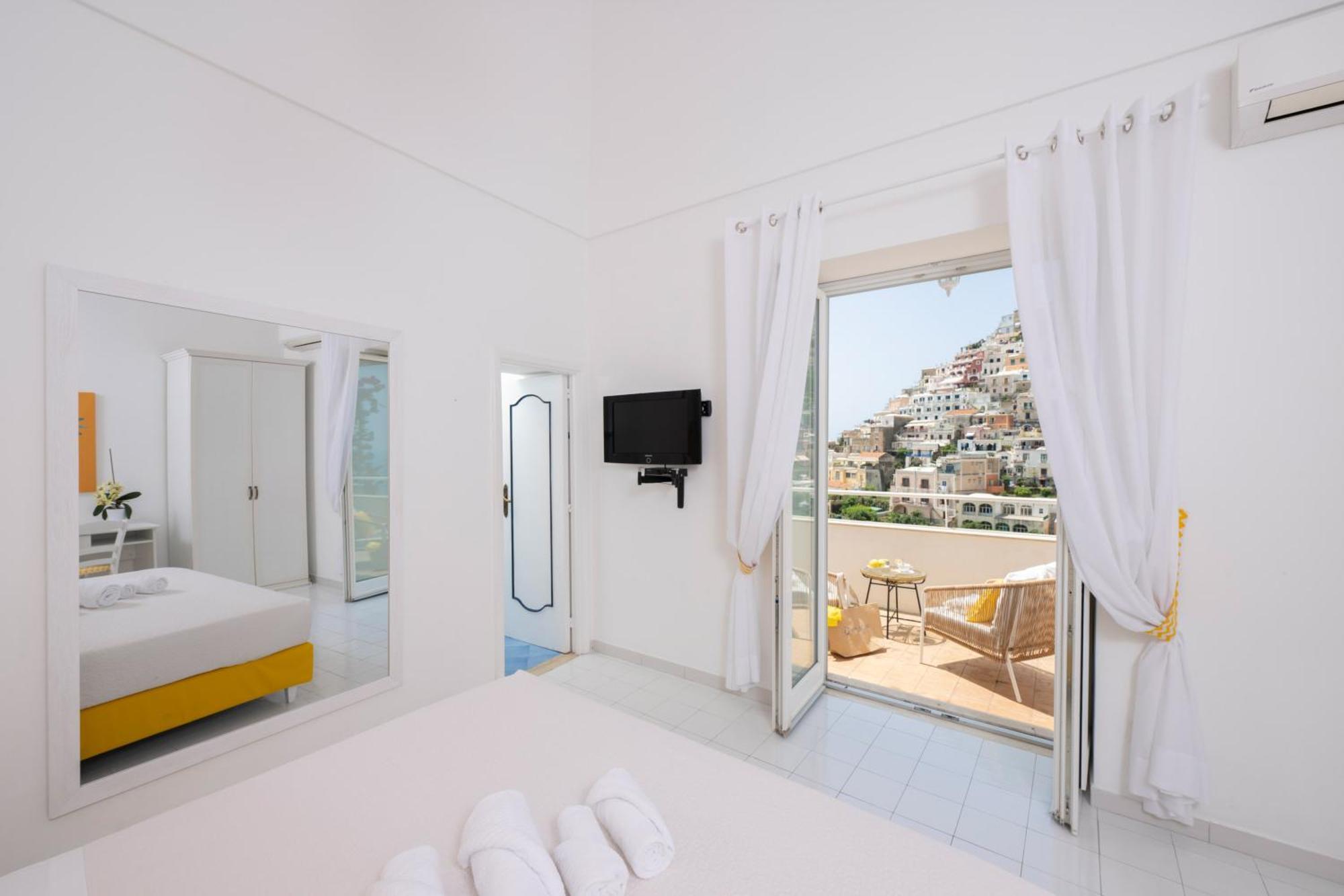 Casa Dama Hotel Positano Exterior photo